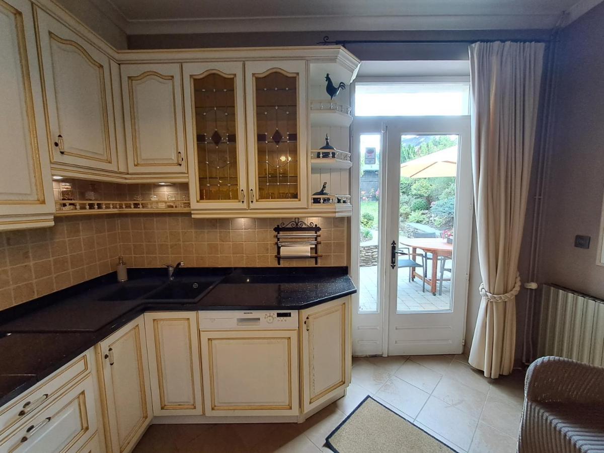 Gite L'Hote-Antique Бульон Экстерьер фото
